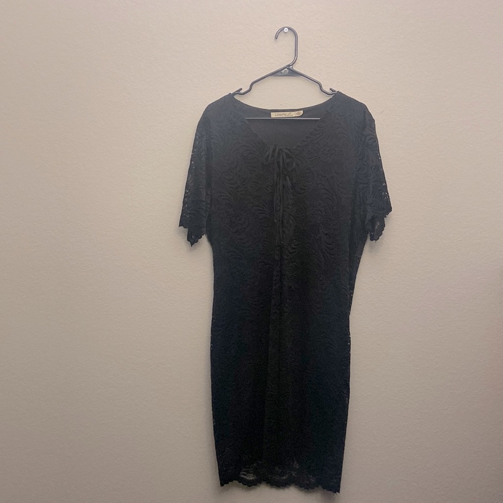 LIBERTY LOVE Black Lace Dress